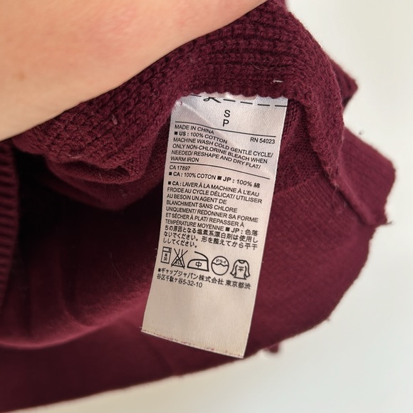 ⭐️Banana Republic Burgundy Cowl Neck Sweater - Picture 3 of 5
